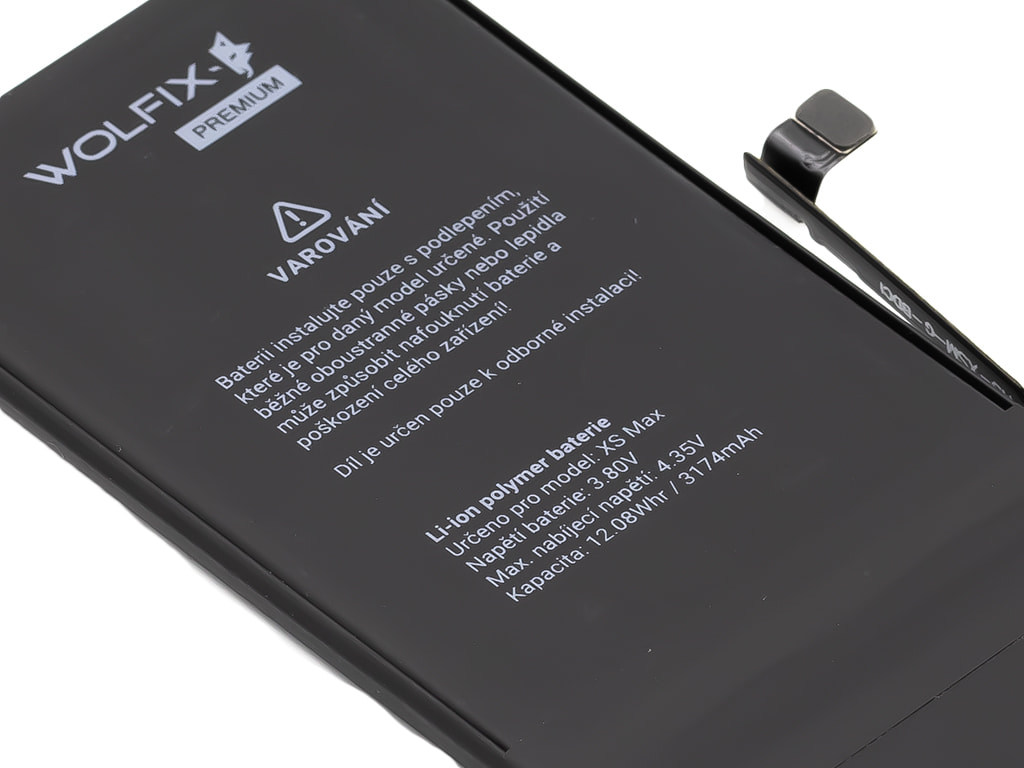 Připravená výměna baterie iPhone XS Max – náhradní díl